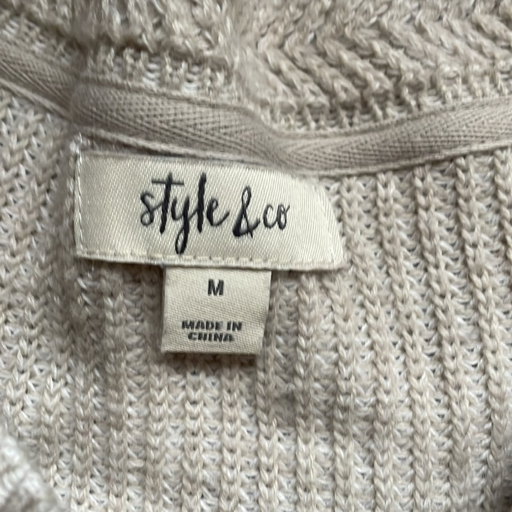 Tan sweater - Picture 2 of 2